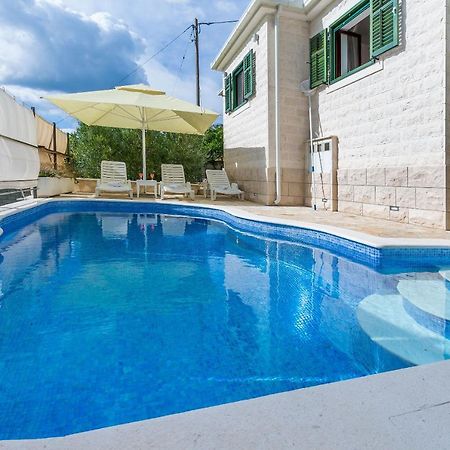 Villa Holiday Home Zvecanje Extérieur photo