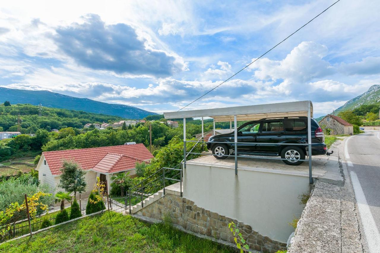 Villa Holiday Home Zvecanje Extérieur photo