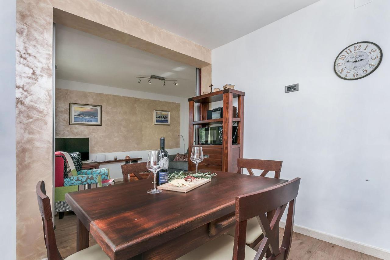 Villa Holiday Home Zvecanje Extérieur photo